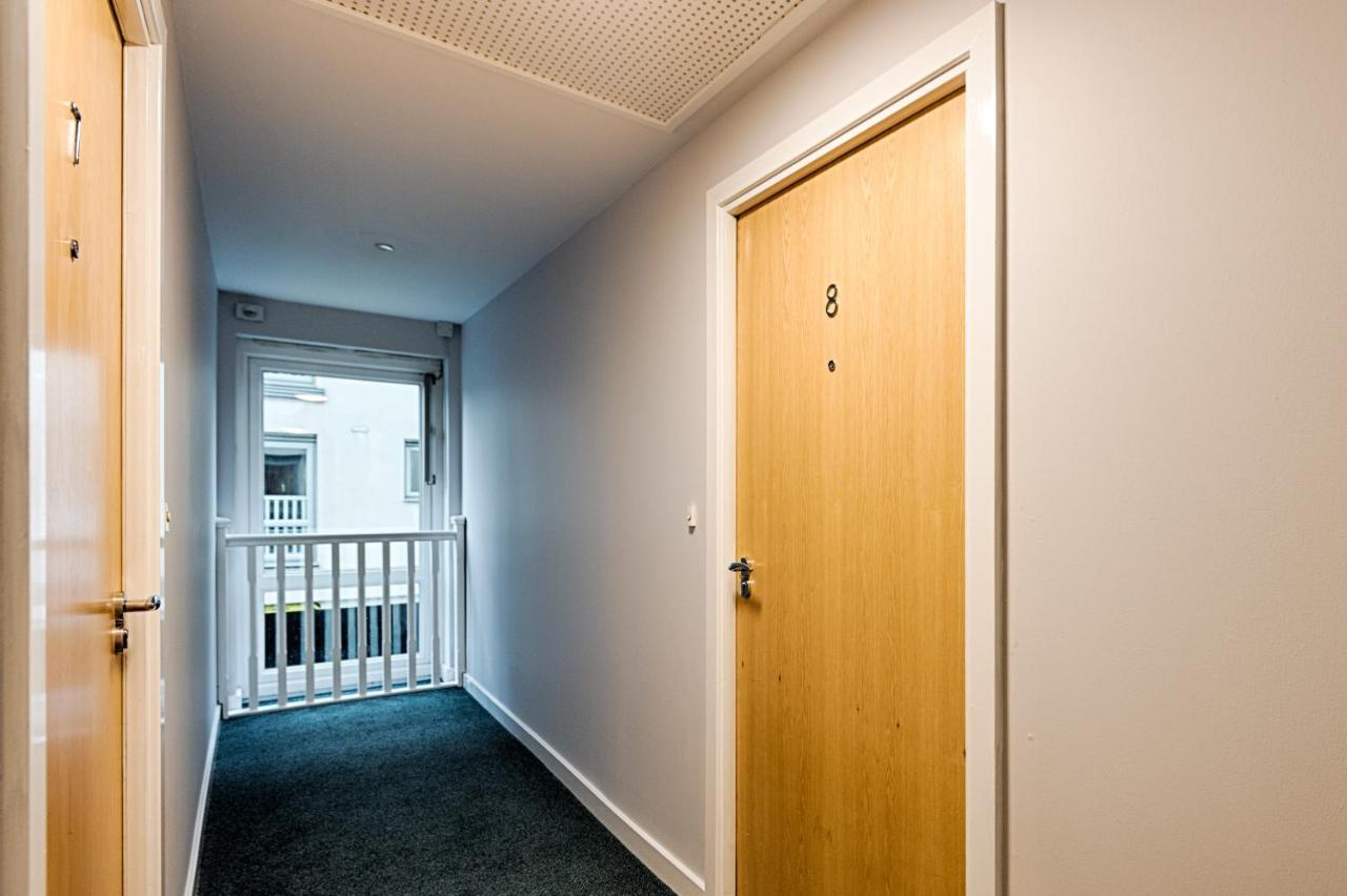 Parking, Balcony, Fully Equipped Kitchen Swansea Exterior foto